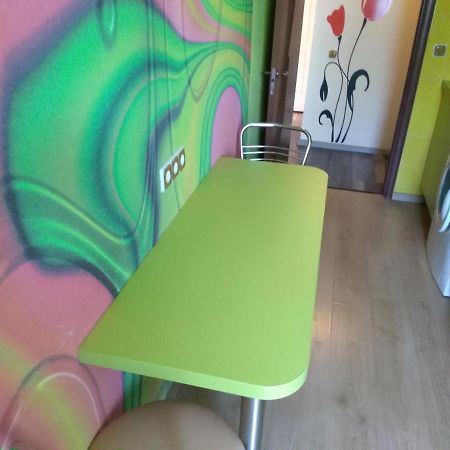 Brivibas 25 Apartamenti Βέντσπιλς Εξωτερικό φωτογραφία