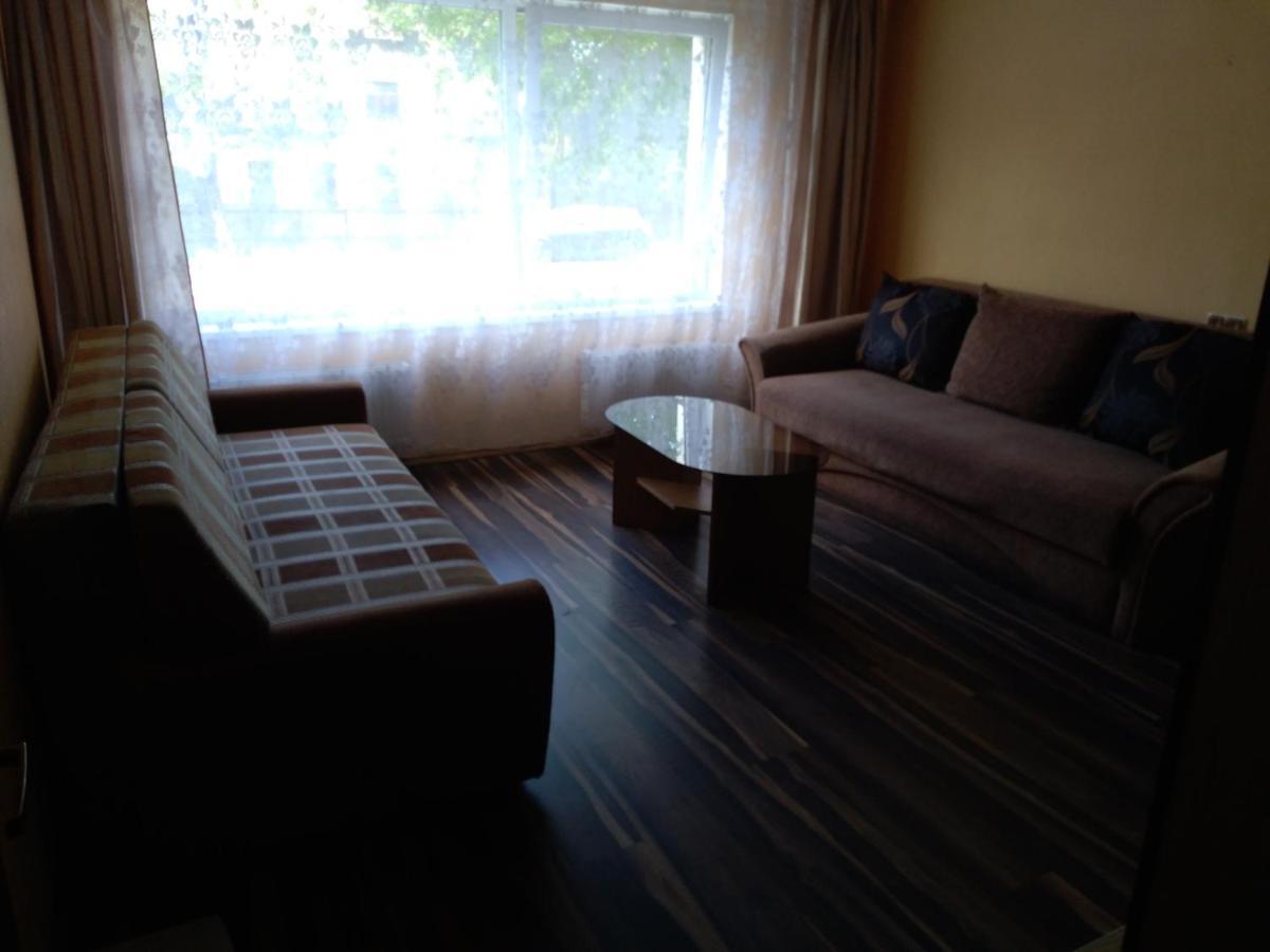 Brivibas 25 Apartamenti Βέντσπιλς Εξωτερικό φωτογραφία